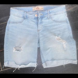 Hollister Co. Shorts 💙